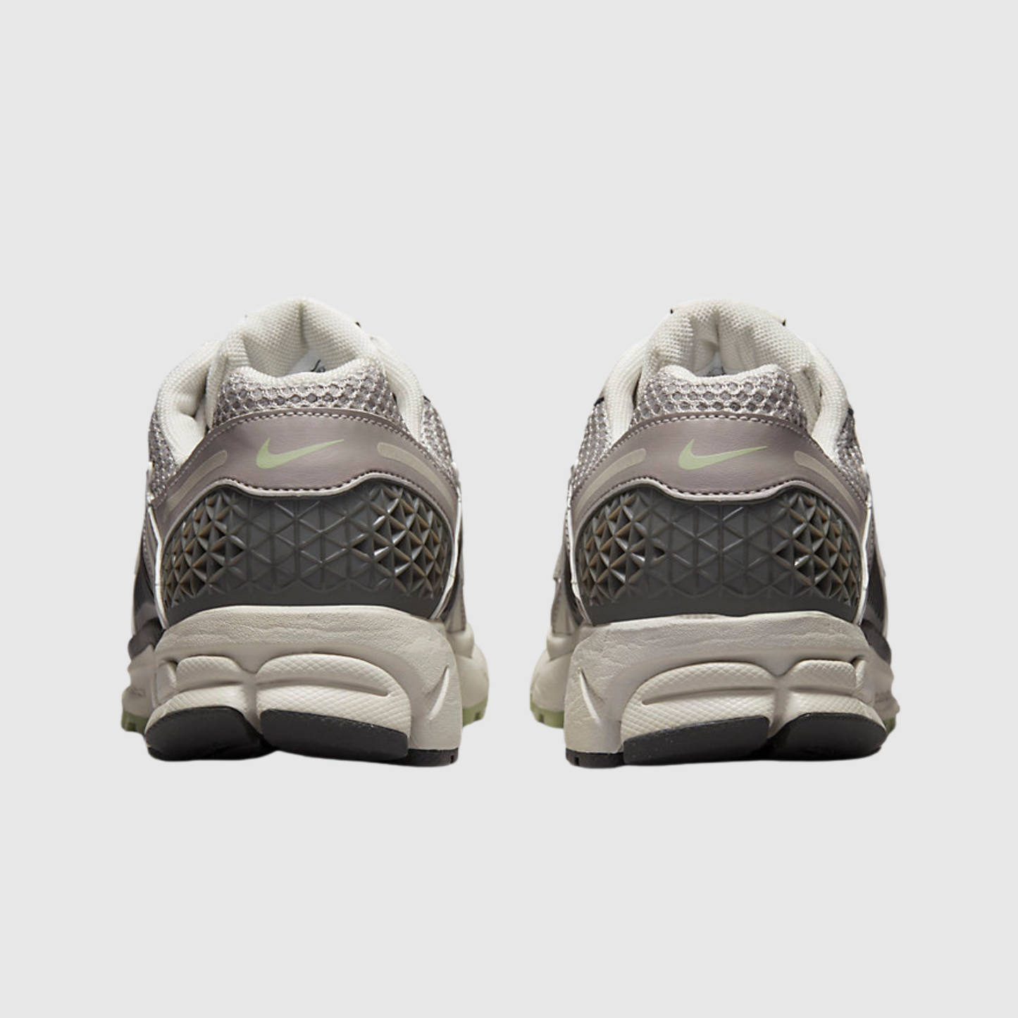 Nike Zoom Vomero 5 Cobblestone Flat Pewter