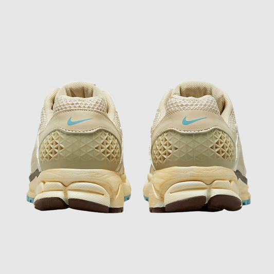 Nike Zoom Vomero 5 Oatmeal