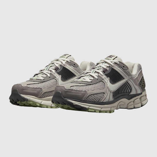 Nike Zoom Vomero 5 Cobblestone Flat Pewter
