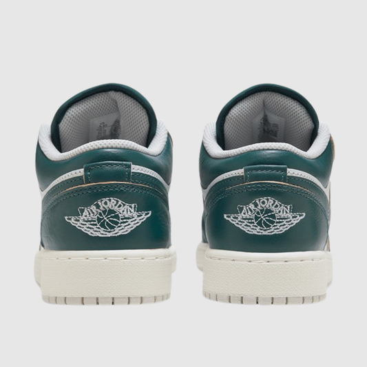 Jordan 1 Low SE Oxidized Green